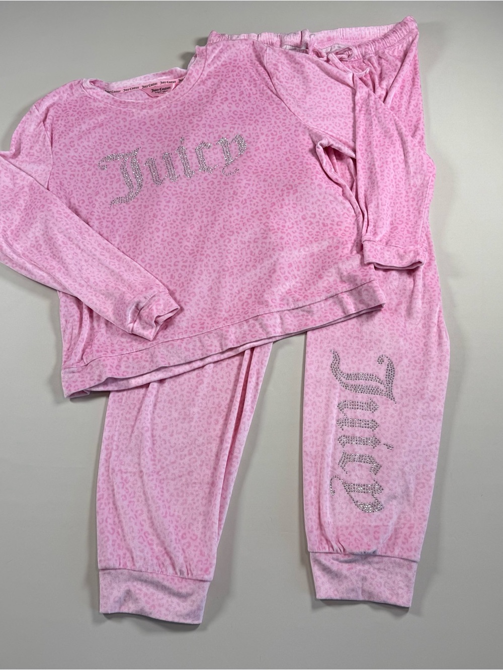 Juicy Couture Pink Leopard Velour PJs Pajamas Loungewear Rhinestone Y2K XL